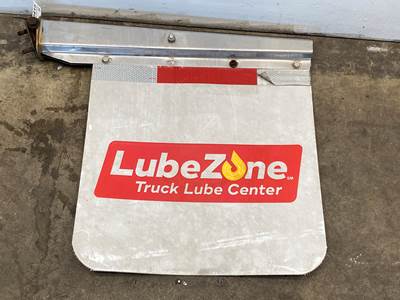 Used Freightliner Cascadia RH Mud Flap Hanger
