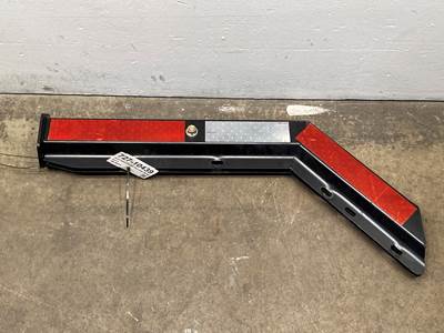 Used Freightliner Cascadia RH Mud Flap Hanger