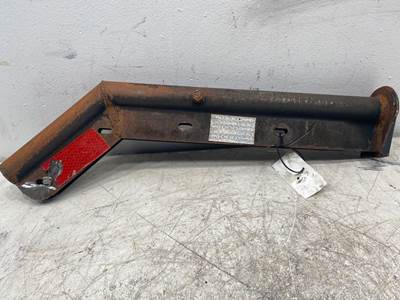 Used International 9400i LH Mud Flap Hanger