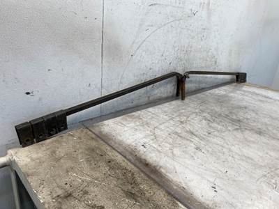 Used Kenworth T880 SET, Mud Flap Hanger