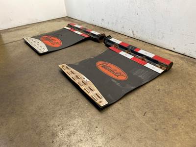 Used Peterbilt 387 SET, Mud Flap Hangers
