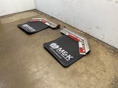 Used Volvo VNL Gen 3 SET, Mud Flap Hangers