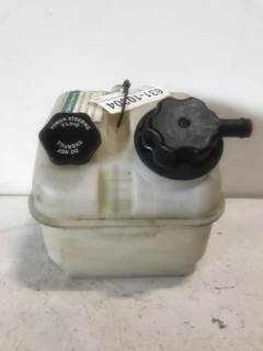 Used Freightliner 114SD 4-Quart Power Steering Reservoir w/ 2 Caps