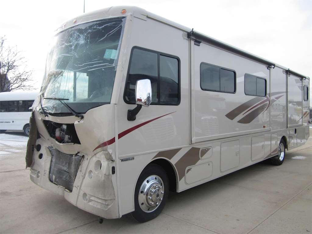 2017 Winnebago VISTA LX RV For Sale Wyoming, MI