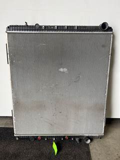 Used Freightliner Cascadia Repaired Radiator w/ Oil Cooler
