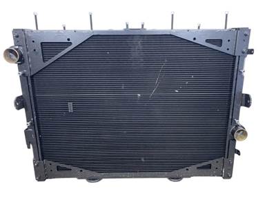 New Aftermarket Freightliner Motorhome Chassis Radiator