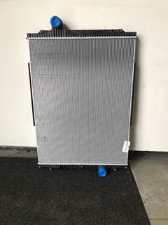 NTO T660 Kenworth Radiator (no oil cooler)