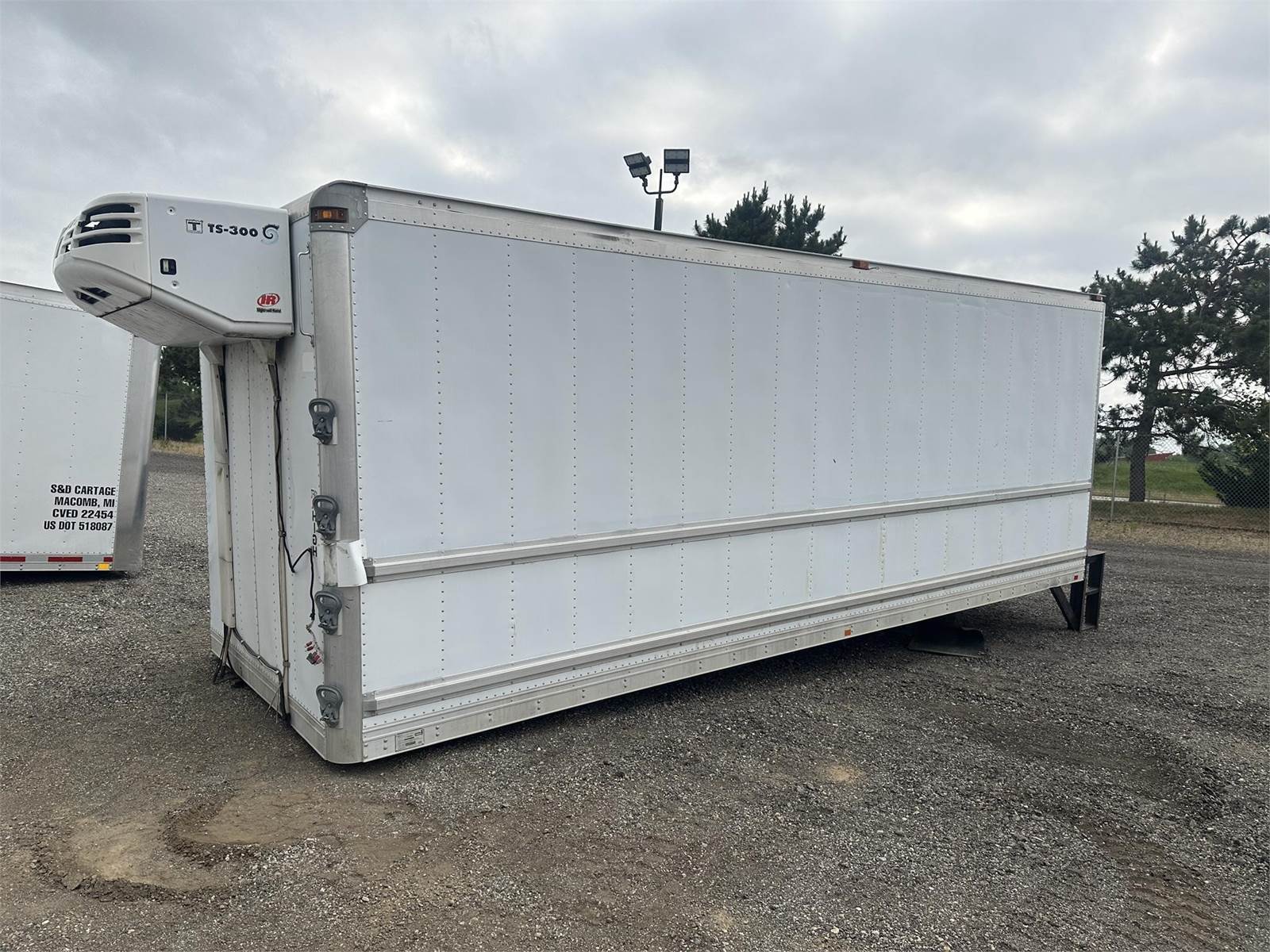 2006 Kidron 24RUIASW96SP Refrigerated Truck Body For Sale Dorr, MI