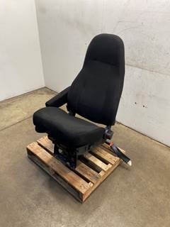 Used Freightliner Business Class M2 LH Seat