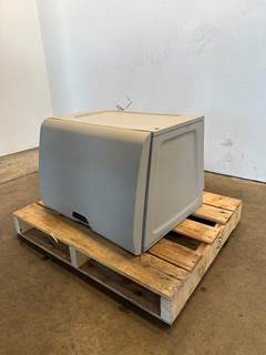 Used Freightliner Cascadia 126 LH Upper Sleeper Cabinet