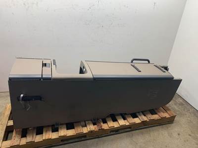 Used Freightliner Cascadia LH Sleeper Cabinet