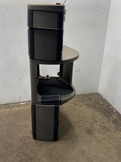 Used Freightliner Cascadia RH Sleeper Cabinet