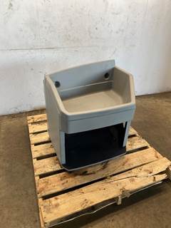 Used Kenworth T680 Sleeper Cabinet