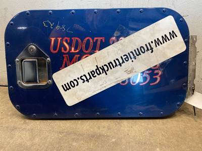 Used Kenworth T600 RH Sleeper Door