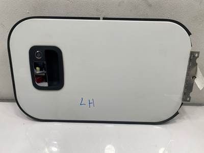 Used Kenworth T680 Sleeper Door