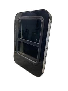 Used Kenworth T680 RH Sleeper Door