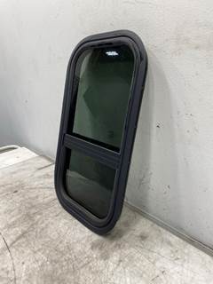 Used Freightliner Cascadia 126 Lower Sleeper Vent Window