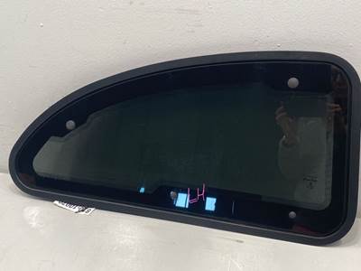 Used Kenworth T2000 RH Sleeper Window Glass