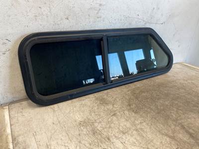 Used Kenworth T800 RH Sleeper Window