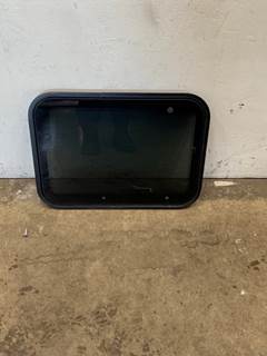 Used Peterbilt 387 LH Sleeper Glass