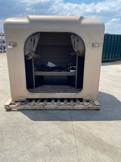 Used Peterbilt 386 Unibilt Sleeper