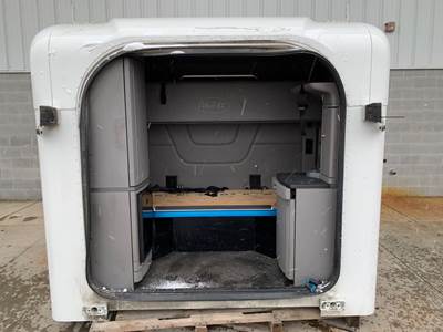 Used Peterbilt 579 Sleeper