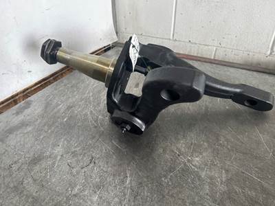 Used Eaton E1200I Diver Side Spindle