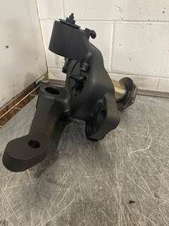Used Meritor  Passenger Side Spindle