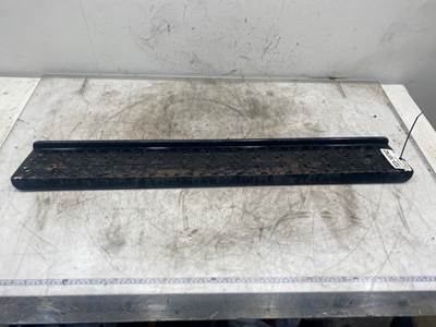 Used International Step (ATS Cover)