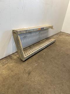 Used Mack Pinnacle LH Step Assembly