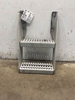 Used Peterbilt 387 Frame Step