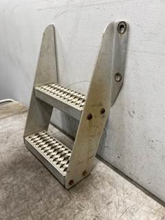 Used Peterbilt 579 Frame Step