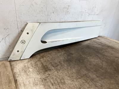 Used Freightliner Columbia Extension, LH Exterior Visor