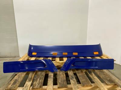 Used Freightliner Columbia Exterior Visor