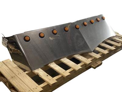 Used Freightliner FLD120 External Visor