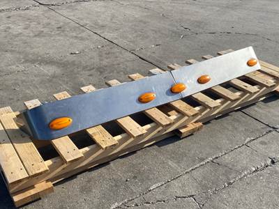 Used International 9900I Exterior Visor