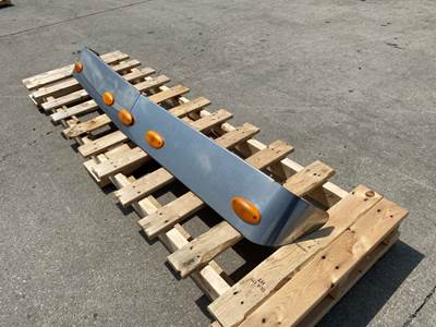 Used International 9900I Exterior Visor