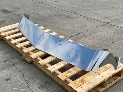 Used Mack CXU Exterior Visor