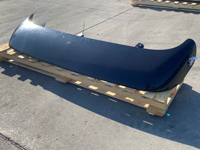 Used Peterbilt 387 Exterior Visor