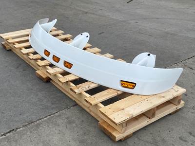 Used Peterbilt 579 Exterior Visor