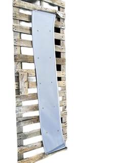 Used Western Star 4900 Exterior Visor