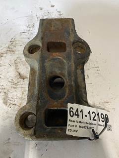 Rear U-Bolt Retainer - Used Freightliner Cascadia