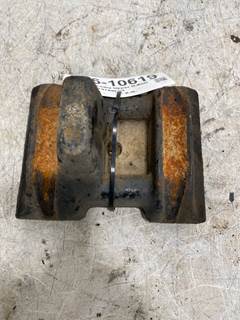 Used Freightliner Cascadia Upper U-Bolt Seat