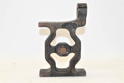 NTO International Driver Side Shock Absorber Mounting Bracket