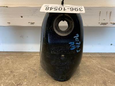 Used Kenworth T680 RH Mount Bracket