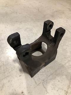 Used Meritor WB Straddle Suspension Bracket