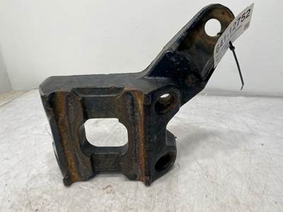 Used Paccar DX40 Axle Seat Clamp