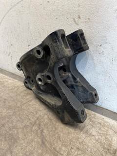 Used Peterbilt 579 AG 380 RH C-Spring Hanger