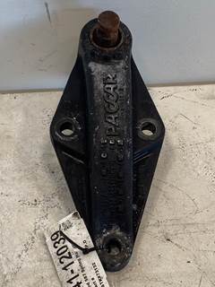 Used Peterbilt 587 Shackle