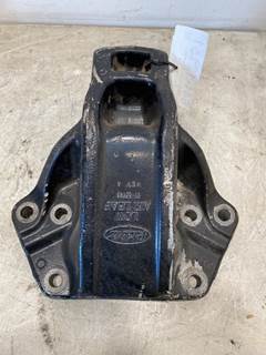 Used Peterbilt 587 Spring Hanger